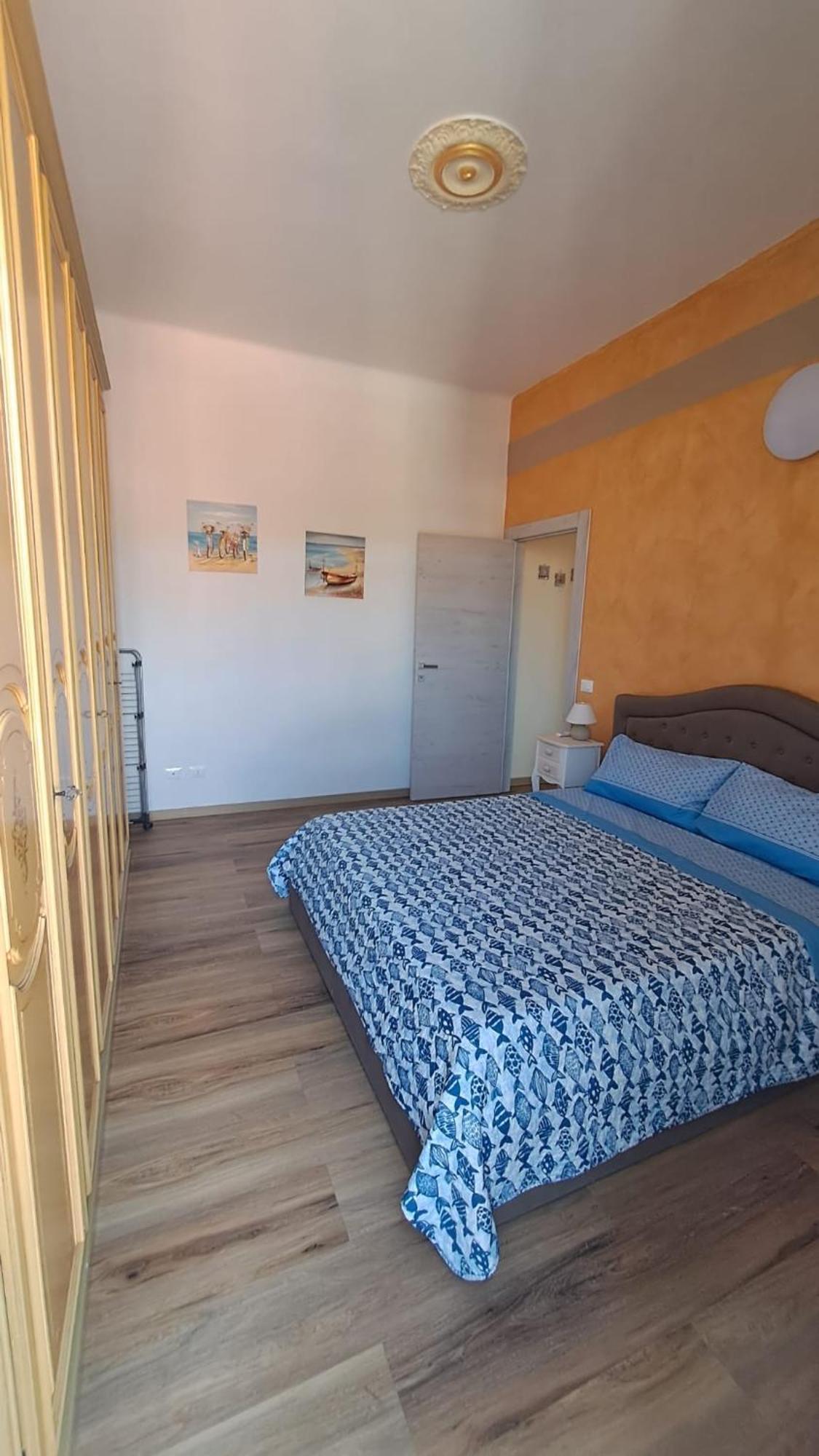 Orizzonte 5 Terre - Via Napoli 85, Stazione Centrale - Centro Storico 라스페치아 외부 사진