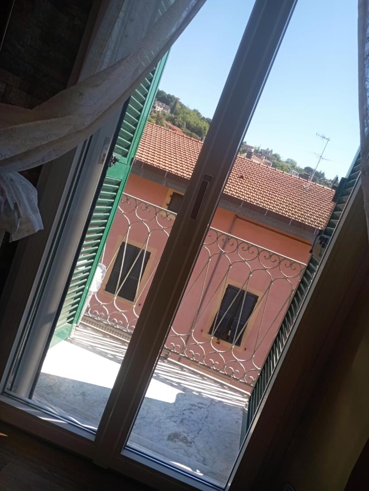 Orizzonte 5 Terre - Via Napoli 85, Stazione Centrale - Centro Storico 라스페치아 외부 사진